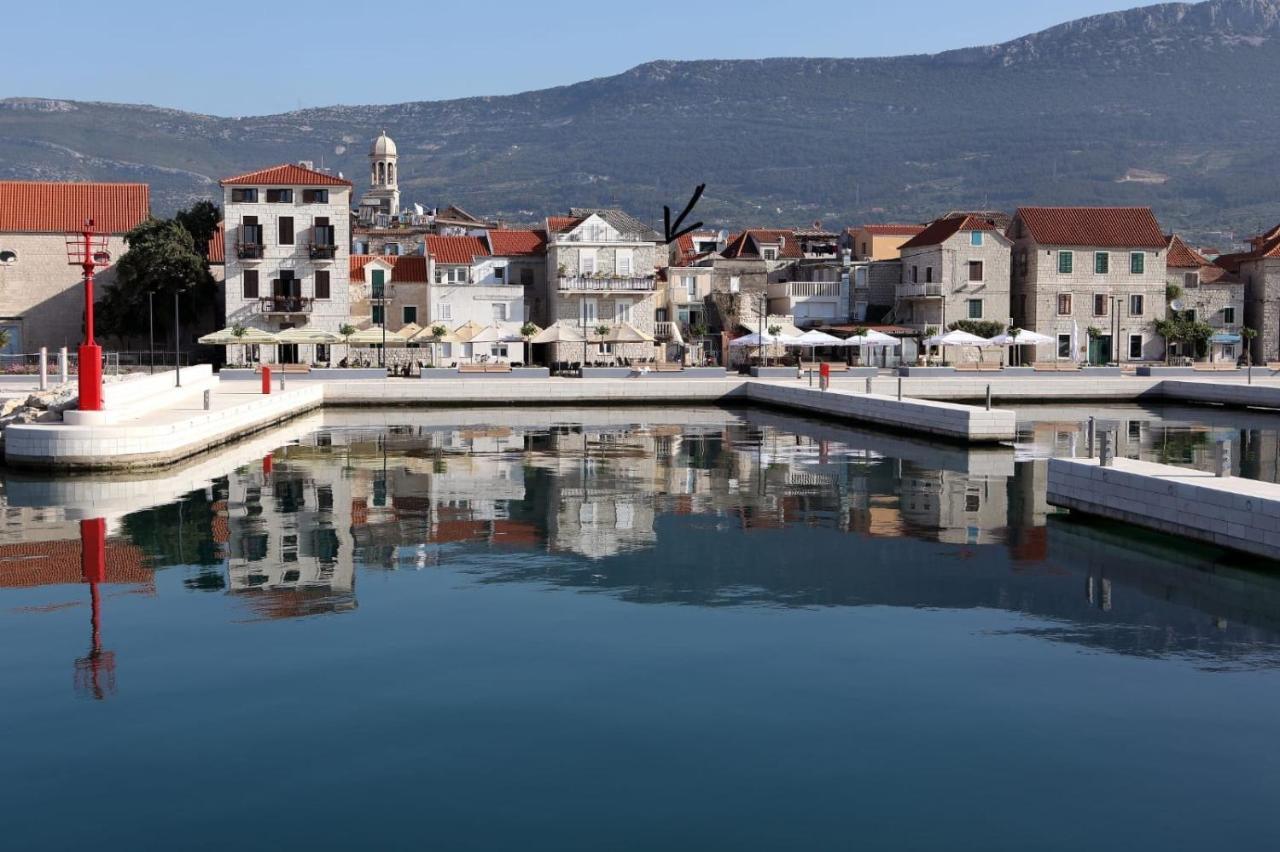 Studio Apartman Mihaella Kaštela Exterior foto